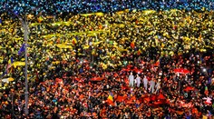 Aj 13. deň protestov vyšli do ulíc desaťtisíce demonštrantov