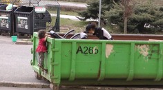 Niektorí zberači odpadkov sú agresívni, na policajta už zaútočili aj palicou