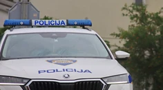 Šokujúci prípad v Chorvátsku. Polícia objavila pri dome telá dvoch detí, rodičov zatkla