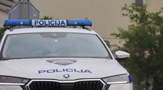 Šokujúci prípad v Chorvátsku. Polícia objavila pri dome telá dvoch detí, rodičov zatkla