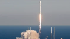 Do vesmíru odštarovala raketa s lovcom nových planét