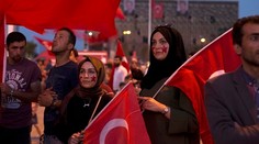 Tisíce Turkov vyšli opäť do ulíc veľkých miest