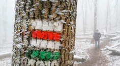 Turisti by mali byť v najbližších dňoch opatrní. Horskí záchranári varujú pred nebezpečenstvom