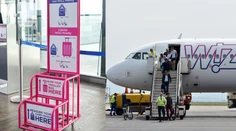Batožina sa zmestila, no nestačilo to. Cestujúci Wizz Air hovoria o absurdných pokutách