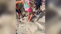 VIDEO: Turistka na Rysoch len v plážových papučiach. Ľudia nechápu, ako to rodičia mohli dovoliť