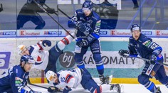Zámky schytali v Nitre trinásť gólov. Extraliga videla aj dve nájazdové drámy, séria Žiliny či Popradu pokračuje