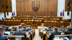 Platy a majetky súčasných ministrov. Ktorý z nich zarobil najviac?