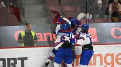 Mladí Slováci v Trenčíne bojovali statočne. Hlinka Gretzky Cup však začali šestkou od Američanov