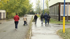 Utečenci sú v Gabčíkove už mesiac. Ako to tam vyzerá?