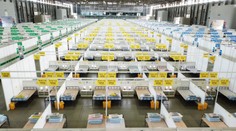 Koronavírus ovládol Čínu. Šanghajské zdravotníctvo je na pokraji zrútenia