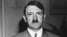 Nové fakty v živote Adolfa Hitlera. Budú musieť upraviť jeho životopis