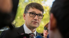 Maďarič by hlasoval za zrušenie amnestií, Kiska chce bojovať za spravodlivosť