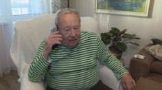 Číslo dôchodcu sa omylom objavilo na internete. Denne mu volajú ľudia, nedajú mu ani spať