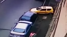 Kto mu dal vodičák? Pozdĺžne parkovanie ako zo zlého filmu