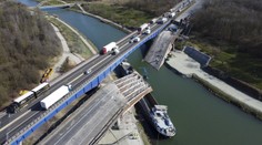 VIDEO: V Belgicku sa zrútil diaľničný most, hlásia najmenej jednu obeť