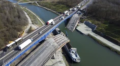 VIDEO: V Belgicku sa zrútil diaľničný most, hlásia najmenej jednu obeť
