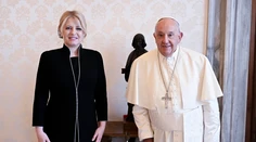 Prezidentka sa vo Vatikáne stretla s pápežom. Ten prijal aj matky dievčat, ktoré zahynuli v Spišskom Podhradí