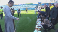 Netradičné spojenie na Veľkú noc: Fanúšikovia v Michalovciach priniesli na štadión nečakané veci