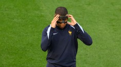 Hoci nehral, dal o sebe vedieť. Kylian Mbappé podpichoval Holanďanov po neuznanom góle