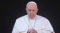 Pápež František prekvapil. Hlava katolíkov si dokáže predstaviť zrušenie kňazského celibátu