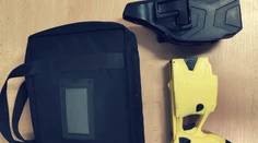 Muž v Bratislave ohrozoval ženu kuchynským nožom, prizerali sa aj deti