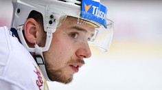Slávny slovenský hokejista mal nehodu. Doplatil na poľadovicu na cestách