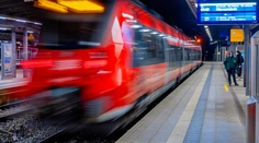 Kolaps nemeckej železničnej dopravy. Pre poruchu systému nejazdili vlaky