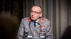 Dôležitý post v NATO obsadí nemecký generál Carsten Breuer