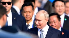 Putin pricestoval do Pekingu