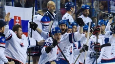 Hokejbal: Slováci sú vo finále! Kanaďania neuniesli prehru a vyvolali hromadnú bitku