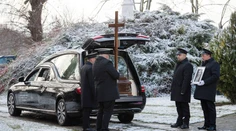 V Poľsku pochovali prvú obeť rakety, ktorá dopadla na obec Przewodów