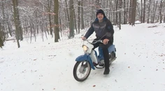 Mladý Slovák prešiel s motorkou Pionier celú Áziu