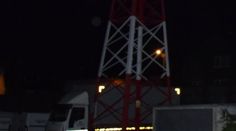 Preskočil oplotenie a vyliezol na stožiar. Tínedžera v Bratislave zasiahol elektrický prúd