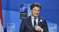 Trumpovu ponuku využila prvá krajina. Člen NATO nakúpi od USA zbrane pre Ukrajinu