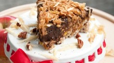 Pohánkovo jablkový koláč s avokádovým čoko krémom alebo ryžovým pudingom