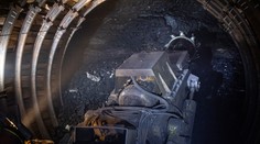 Hľadá sa cesta z energetickej krízy. Niektoré krajiny znova zapínajú uhoľné elektrárne