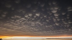 Nad Bratislavou sa objavili ojedinelé oblaky typu mammatus