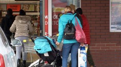 Slováci berú Poľsko útokom. Pozrite sa, ako na benzíne a potravinách ušetríte až desiatky eur