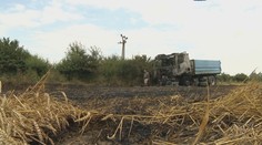 Požiar na poli pri Michalovciach takmer ohrozil úrodu