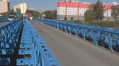 Predražený náter mosta. Ľuďom sa nepozdáva cena ani robota