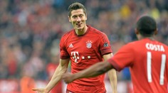 Barca otočila proti Leverkusenu, Lewandowskemu opäť sypalo