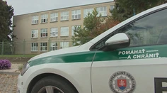 Ďalšia bitka v škole. Starší žiaci v Majcichove napadli 9-ročného chlapca, po útoku skončil v nemocnici