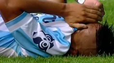 VIDEO: Kriminálny faul obrancu Bocy Juniors!