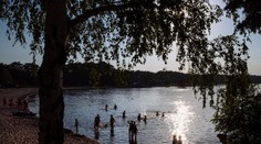 Na zoznamovacom kurze v Česku sa nakazilo najmenej 116 študentov. Chodili na diskotéky a nenosili rúška