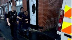 V Británii rozbili gang, ktorý predal tehotnú ženu zo Slovenska