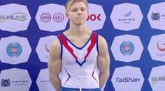 Šokujúca provokácia ruského gymnastu. Na stupňoch víťazov, stojac vedľa Ukrajinca, podporil útok na jeho krajinu