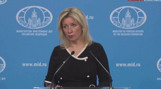 VIDEO: Bizarný moment priamo na tlačovke: Hovorkyni ruského ministerstva nakázali, aby nehovorila o balistickej rakete