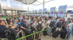 Spanie na ulici a panika v supermarketoch. Ako vyzerá „apokalypsa“, keď v krajine vypadne prúd (reportáž)