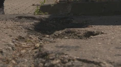 Slováci zaplatili 2,5 tisíca za asfalt. O pár mesiacov prišiel šok