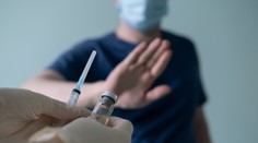 Očkovanie proti covidu rozhádalo mnohé rodiny. Čo robiť, ak blízki odmietajú vakcínu?